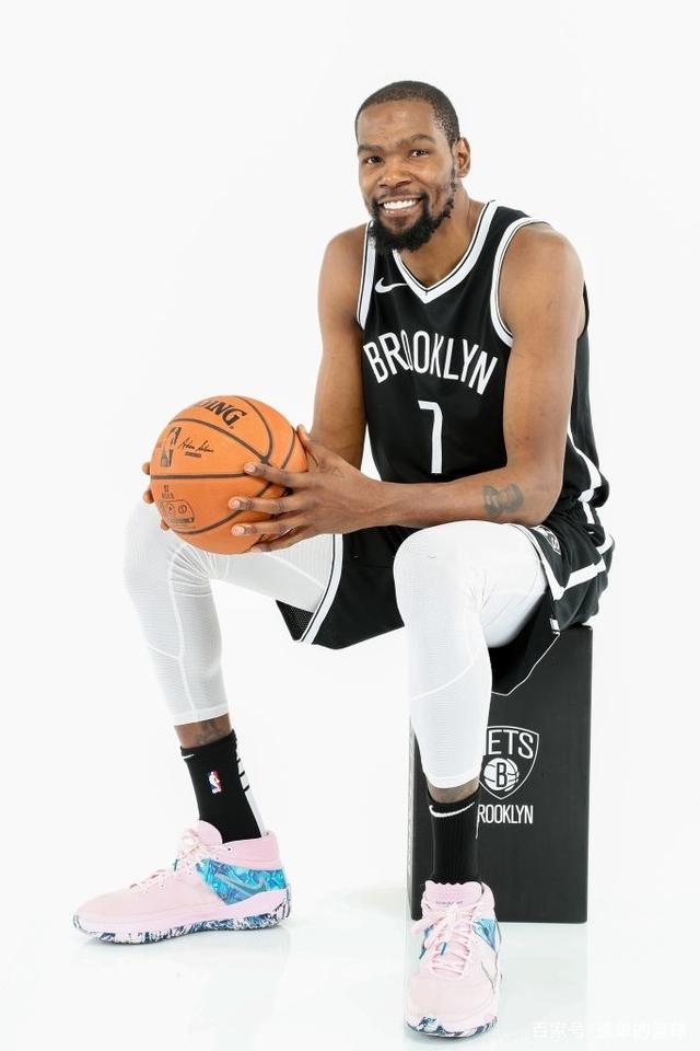 在卡塔尔世 在卡塔尔世